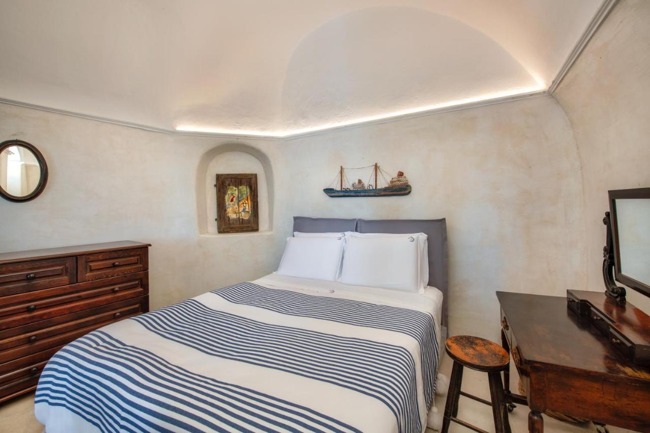 Vila De Profundis By Thireon Oía Exteriér fotografie